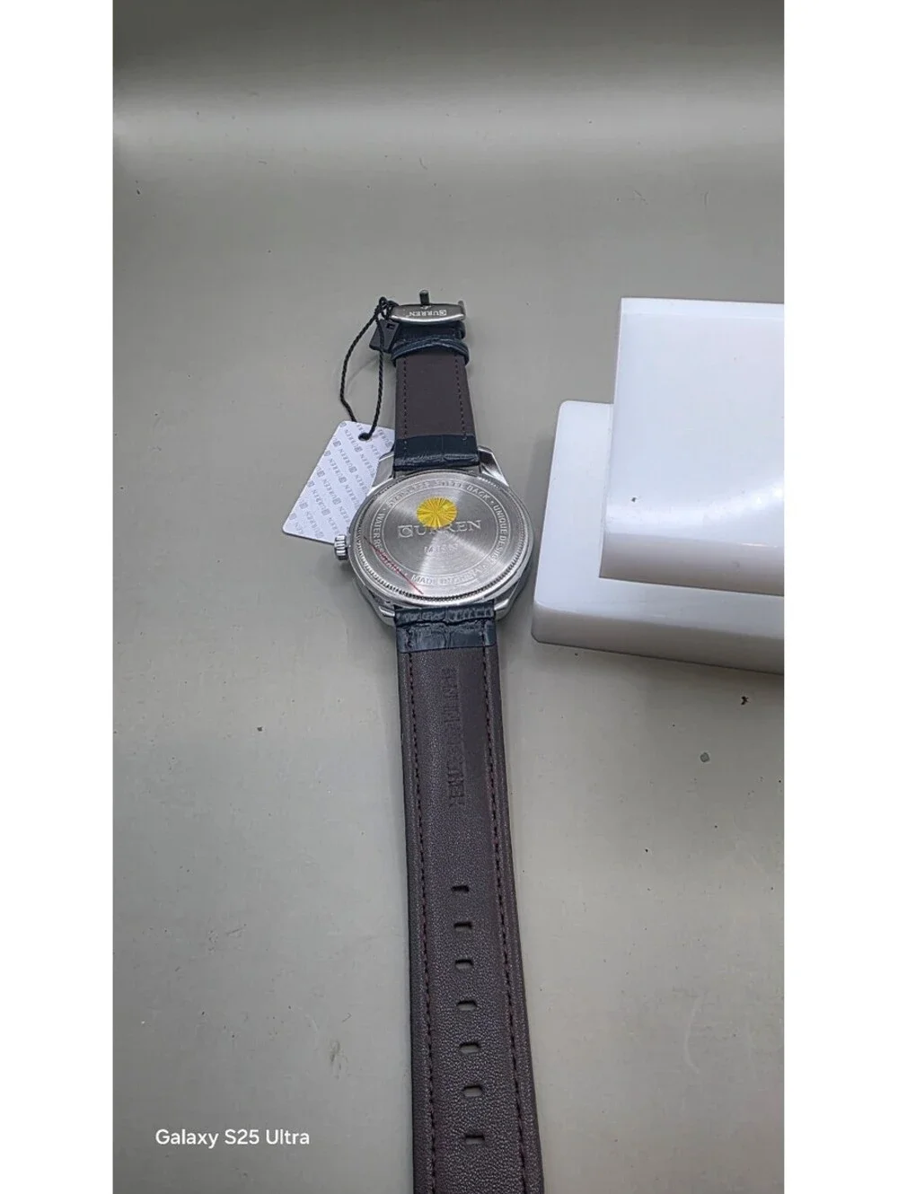 Curren M-8385 Men's Wristwatch — Stainless Steel Back, Blue
